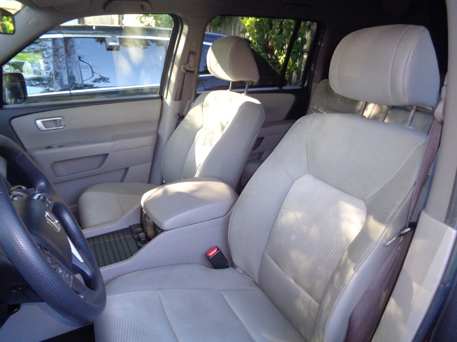 Used Honda Pilot 4WD 4dr LX 2013 | Sunrise of Elmont. Elmont, New York Used Honda Pilot 4WD 4dr LX 2013 | Sunrise of Elmont. Elmont, New York