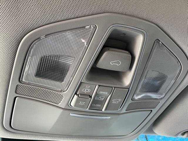 Used Hyundai Santa Fe Limited Ultimate 2017 | Blasius Federal Road. Brookfield, Connecticut Used Hyundai Santa Fe Limited Ultimate 2017 | Blasius Federal Road. Brookfield, Connecticut
