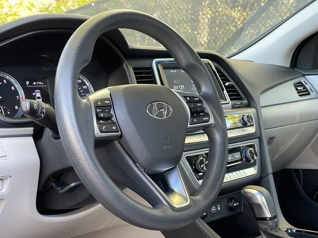 Used Hyundai Sonata SE 2018 | Blasius Federal Road. Brookfield, Connecticut Used Hyundai Sonata SE 2018 | Blasius Federal Road. Brookfield, Connecticut