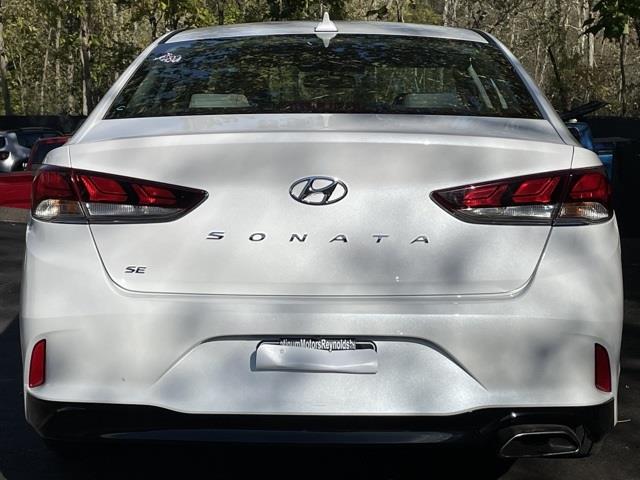 Used Hyundai Sonata SE 2018 | Blasius Federal Road. Brookfield, Connecticut Used Hyundai Sonata SE 2018 | Blasius Federal Road. Brookfield, Connecticut