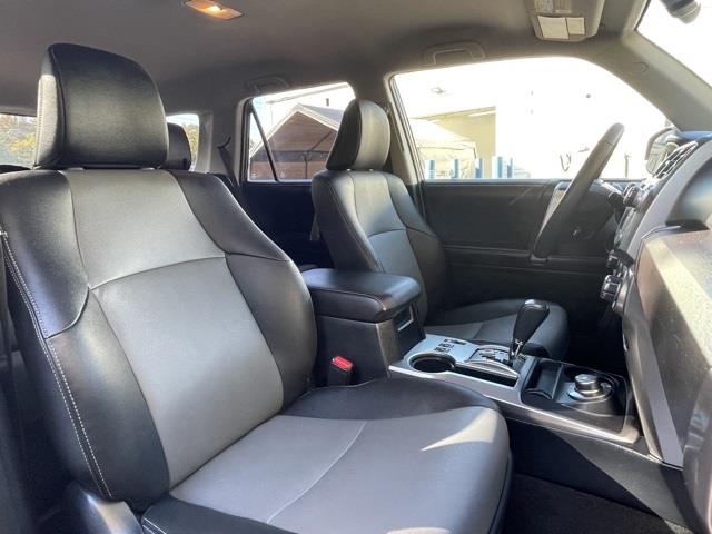 Used Toyota 4runner SR5 Premium 2019 | Blasius Federal Road. Brookfield, Connecticut Used Toyota 4runner SR5 Premium 2019 | Blasius Federal Road. Brookfield, Connecticut