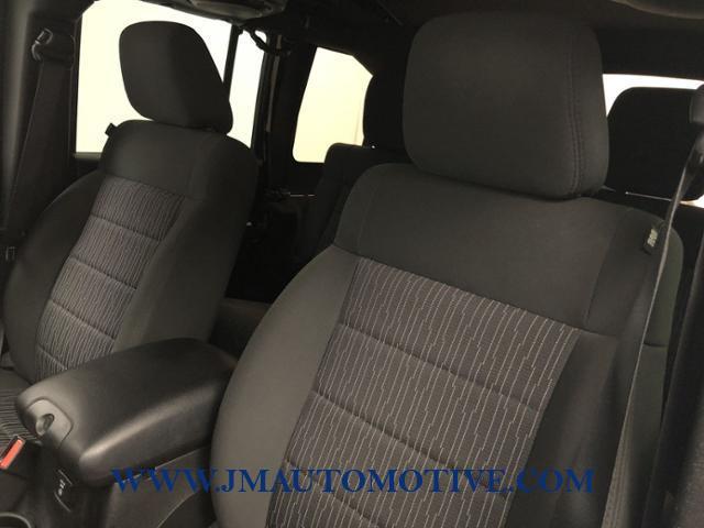 2011 Jeep Wrangler Unlimited 4WD 4dr Sahara, available for sale in Naugatuck, Connecticut | J&M Automotive Sls&Svc LLC. Naugatuck, Connecticut 2011 Jeep Wrangler Unlimited 4WD 4dr Sahara, available for sale in Naugatuck, Connecticut | J&M Automotive Sls&Svc LLC. Naugatuck, Connecticut