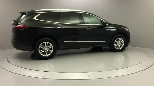2018 Buick Enclave AWD 4dr Essence, available for sale in Naugatuck, Connecticut | J&M Automotive Sls&Svc LLC. Naugatuck, Connecticut 2018 Buick Enclave AWD 4dr Essence, available for sale in Naugatuck, Connecticut | J&M Automotive Sls&Svc LLC. Naugatuck, Connecticut