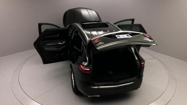 2018 Buick Enclave AWD 4dr Essence, available for sale in Naugatuck, Connecticut | J&M Automotive Sls&Svc LLC. Naugatuck, Connecticut 2018 Buick Enclave AWD 4dr Essence, available for sale in Naugatuck, Connecticut | J&M Automotive Sls&Svc LLC. Naugatuck, Connecticut