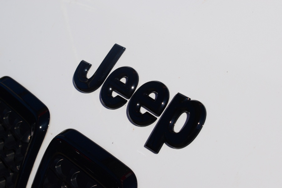 Used Jeep Cherokee Latitude Plus 4x4 2019 | Hillside Auto Mall Inc.. Jamaica, New York Used Jeep Cherokee Latitude Plus 4x4 2019 | Hillside Auto Mall Inc.. Jamaica, New York