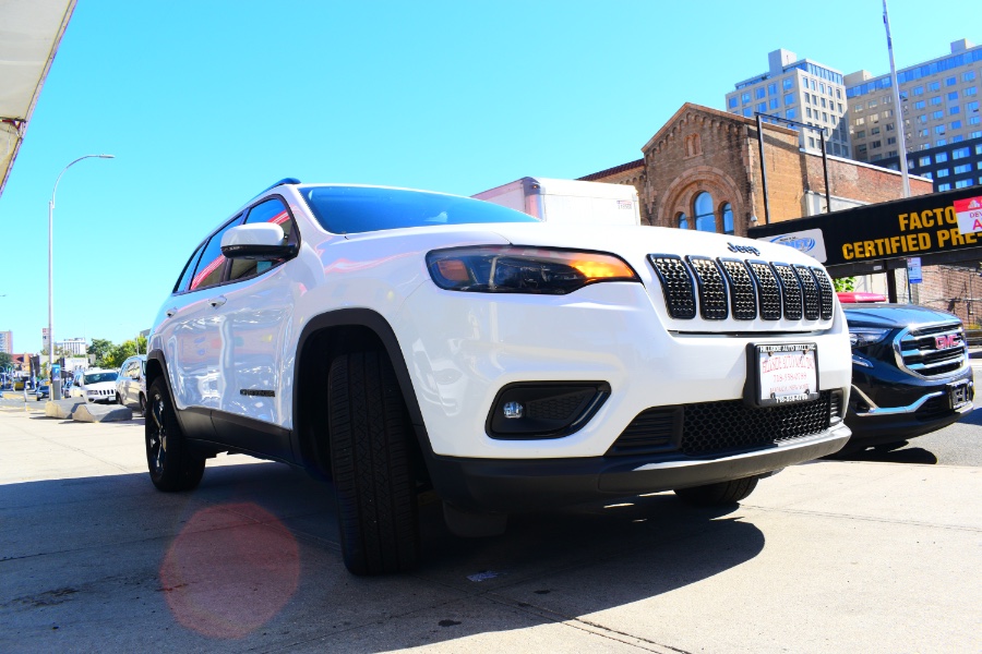 Used Jeep Cherokee Latitude Plus 4x4 2019 | Hillside Auto Mall Inc.. Jamaica, New York Used Jeep Cherokee Latitude Plus 4x4 2019 | Hillside Auto Mall Inc.. Jamaica, New York