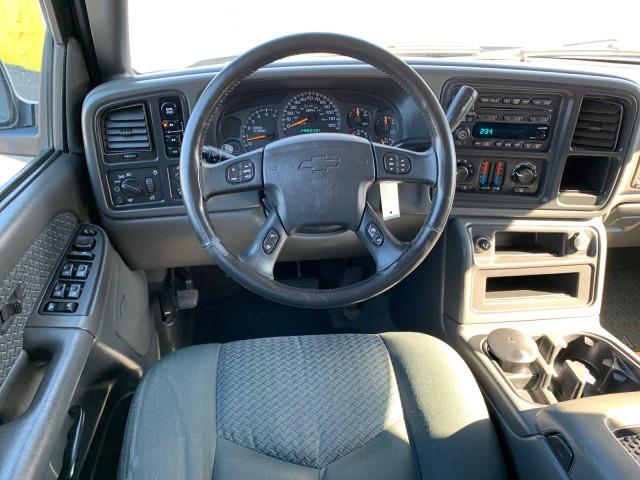 Used Chevrolet Avalanche Z71 2004 | Valentine Motor Company. Forestville, Maryland Used Chevrolet Avalanche Z71 2004 | Valentine Motor Company. Forestville, Maryland