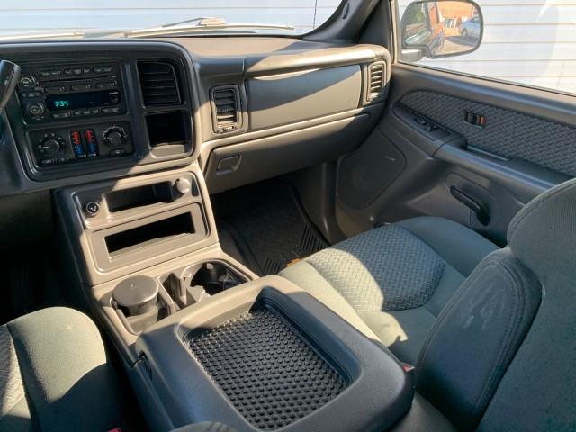 Used Chevrolet Avalanche Z71 2004 | Valentine Motor Company. Forestville, Maryland Used Chevrolet Avalanche Z71 2004 | Valentine Motor Company. Forestville, Maryland