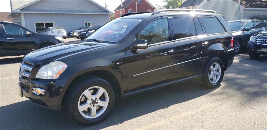 Used Mercedes-Benz GL-Class 4MATIC 4dr 4.6L 2008 | Victoria Preowned Autos Inc. Little Ferry, New Jersey Used Mercedes-Benz GL-Class 4MATIC 4dr 4.6L 2008 | Victoria Preowned Autos Inc. Little Ferry, New Jersey