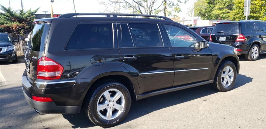 Used Mercedes-Benz GL-Class 4MATIC 4dr 4.6L 2008 | Victoria Preowned Autos Inc. Little Ferry, New Jersey Used Mercedes-Benz GL-Class 4MATIC 4dr 4.6L 2008 | Victoria Preowned Autos Inc. Little Ferry, New Jersey