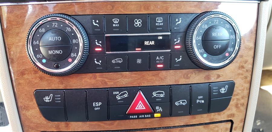 Used Mercedes-Benz GL-Class 4MATIC 4dr 4.6L 2008 | Victoria Preowned Autos Inc. Little Ferry, New Jersey Used Mercedes-Benz GL-Class 4MATIC 4dr 4.6L 2008 | Victoria Preowned Autos Inc. Little Ferry, New Jersey