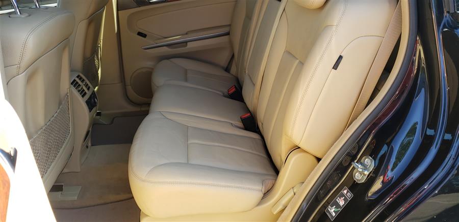 Used Mercedes-Benz GL-Class 4MATIC 4dr 4.6L 2008 | Victoria Preowned Autos Inc. Little Ferry, New Jersey Used Mercedes-Benz GL-Class 4MATIC 4dr 4.6L 2008 | Victoria Preowned Autos Inc. Little Ferry, New Jersey