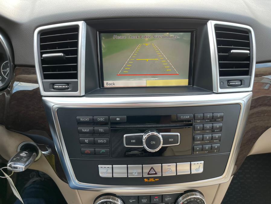 2012 Mercedes-Benz M-Class 4MATIC 4dr ML 350, available for sale in South Windsor, Connecticut | Mike And Tony Auto Sales, Inc. South Windsor, Connecticut 2012 Mercedes-Benz M-Class 4MATIC 4dr ML 350, available for sale in South Windsor, Connecticut | Mike And Tony Auto Sales, Inc. South Windsor, Connecticut