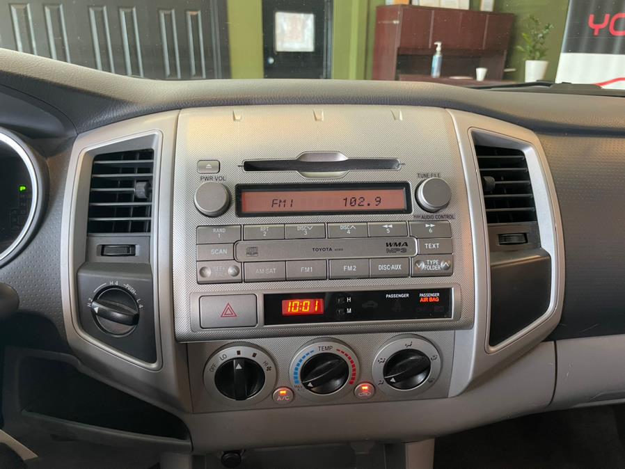 2011 Toyota Tacoma 4WD Double LB V6 AT, available for sale in West Hartford, Connecticut | AutoMax. West Hartford, Connecticut 2011 Toyota Tacoma 4WD Double LB V6 AT, available for sale in West Hartford, Connecticut | AutoMax. West Hartford, Connecticut