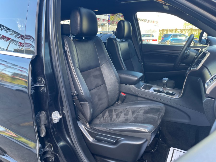 2014 Jeep Grand Cherokee 4WD 4dr Altitude, available for sale in Paterson, New Jersey | DZ Automall. Paterson, New Jersey 2014 Jeep Grand Cherokee 4WD 4dr Altitude, available for sale in Paterson, New Jersey | DZ Automall. Paterson, New Jersey