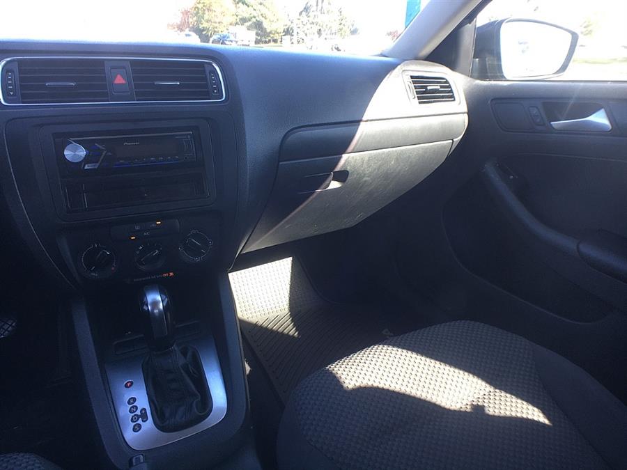 Used Volkswagen Jetta Sedan 4dr Auto S 2013 | Smart Buy Auto Sales, LLC. Wallingford, Connecticut Used Volkswagen Jetta Sedan 4dr Auto S 2013 | Smart Buy Auto Sales, LLC. Wallingford, Connecticut