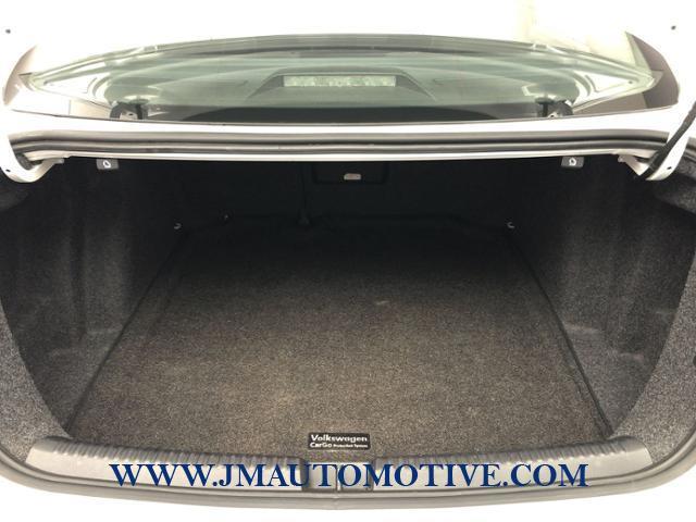 2017 Volkswagen Jetta 1.4T SE Manual, available for sale in Naugatuck, Connecticut | J&M Automotive Sls&Svc LLC. Naugatuck, Connecticut 2017 Volkswagen Jetta 1.4T SE Manual, available for sale in Naugatuck, Connecticut | J&M Automotive Sls&Svc LLC. Naugatuck, Connecticut