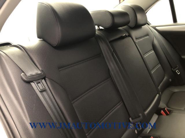 2017 Volkswagen Jetta 1.4T SE Manual, available for sale in Naugatuck, Connecticut | J&M Automotive Sls&Svc LLC. Naugatuck, Connecticut 2017 Volkswagen Jetta 1.4T SE Manual, available for sale in Naugatuck, Connecticut | J&M Automotive Sls&Svc LLC. Naugatuck, Connecticut