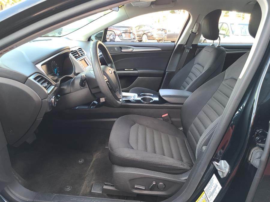 Used Ford Fusion 4dr Sdn SE FWD 2014 | National Auto Brokers, Inc.. Waterbury, Connecticut Used Ford Fusion 4dr Sdn SE FWD 2014 | National Auto Brokers, Inc.. Waterbury, Connecticut