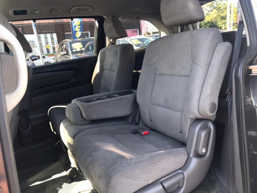 2016 Honda Odyssey 5dr SE, available for sale in Bridgeport, Connecticut | Affordable Motors Inc. Bridgeport, Connecticut 2016 Honda Odyssey 5dr SE, available for sale in Bridgeport, Connecticut | Affordable Motors Inc. Bridgeport, Connecticut