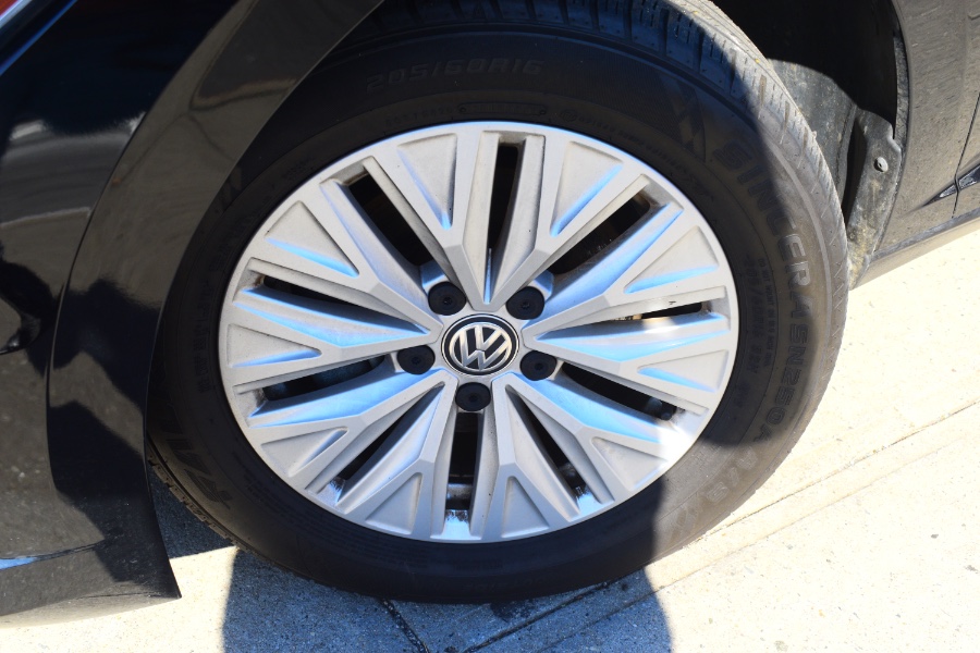 Used Volkswagen Jetta SE Auto w/SULEV 2019 | Hillside Auto Mall Inc.. Jamaica, New York Used Volkswagen Jetta SE Auto w/SULEV 2019 | Hillside Auto Mall Inc.. Jamaica, New York