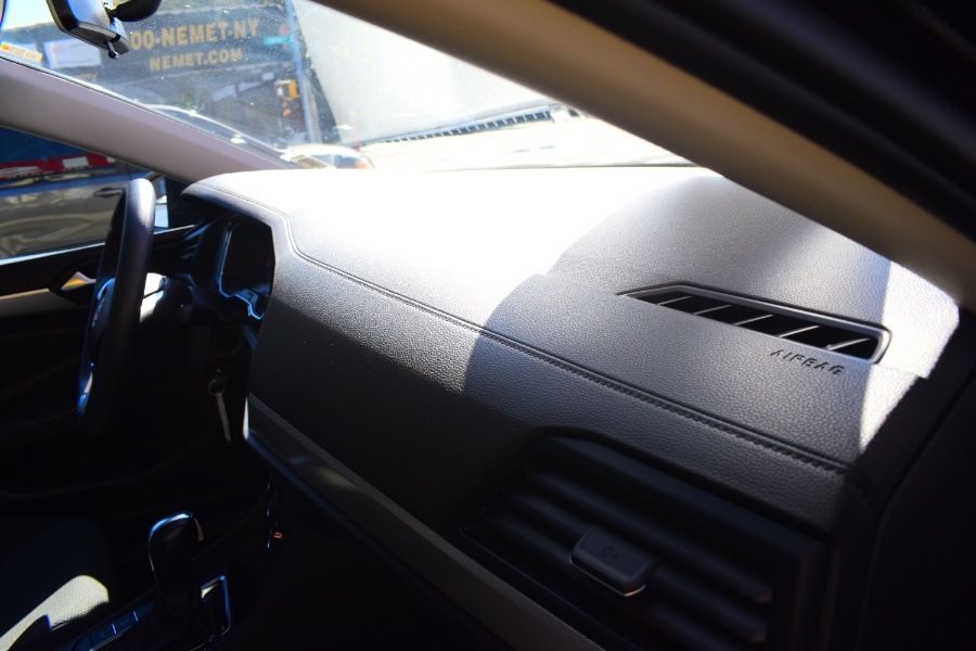 Used Volkswagen Jetta SE Auto w/SULEV 2019 | Hillside Auto Mall Inc.. Jamaica, New York Used Volkswagen Jetta SE Auto w/SULEV 2019 | Hillside Auto Mall Inc.. Jamaica, New York