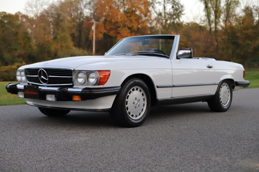 1988 Mercedes-Benz 560 Series 2dr Roadster 560SL, available for sale in North Salem, New York | Meccanic Shop North Inc. North Salem, New York 1988 Mercedes-Benz 560 Series 2dr Roadster 560SL, available for sale in North Salem, New York | Meccanic Shop North Inc. North Salem, New York