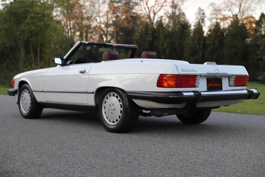 1988 Mercedes-Benz 560 Series 2dr Roadster 560SL, available for sale in North Salem, New York | Meccanic Shop North Inc. North Salem, New York 1988 Mercedes-Benz 560 Series 2dr Roadster 560SL, available for sale in North Salem, New York | Meccanic Shop North Inc. North Salem, New York