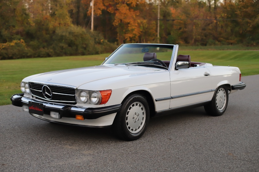 1988 Mercedes-Benz 560 Series 2dr Roadster 560SL, available for sale in North Salem, New York | Meccanic Shop North Inc. North Salem, New York 1988 Mercedes-Benz 560 Series 2dr Roadster 560SL, available for sale in North Salem, New York | Meccanic Shop North Inc. North Salem, New York