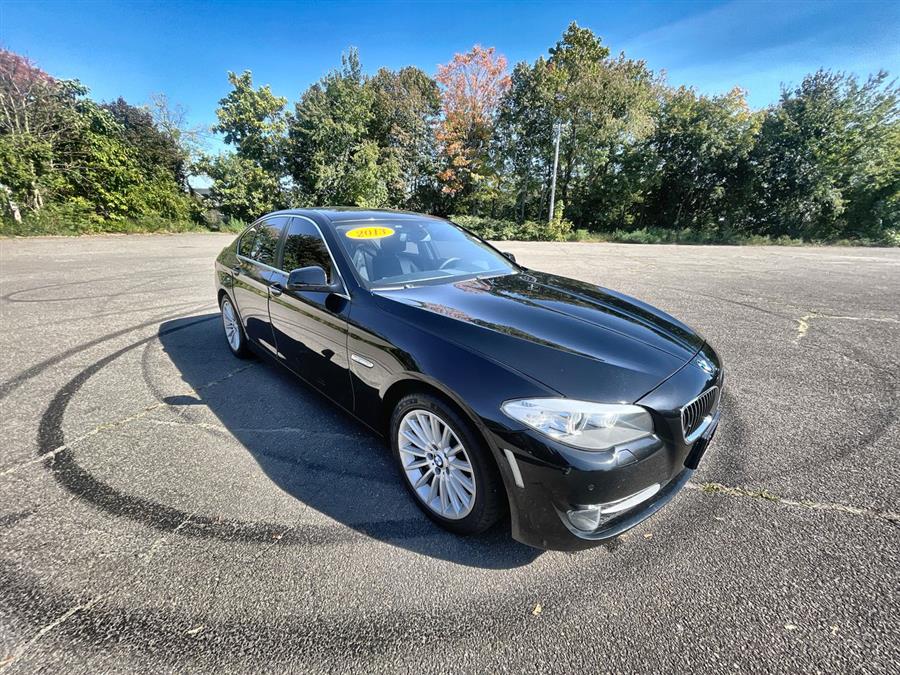 2013 BMW 5 Series 4dr Sdn 535i xDrive AWD, available for sale in Stratford, Connecticut | Wiz Leasing Inc. Stratford, Connecticut 2013 BMW 5 Series 4dr Sdn 535i xDrive AWD, available for sale in Stratford, Connecticut | Wiz Leasing Inc. Stratford, Connecticut
