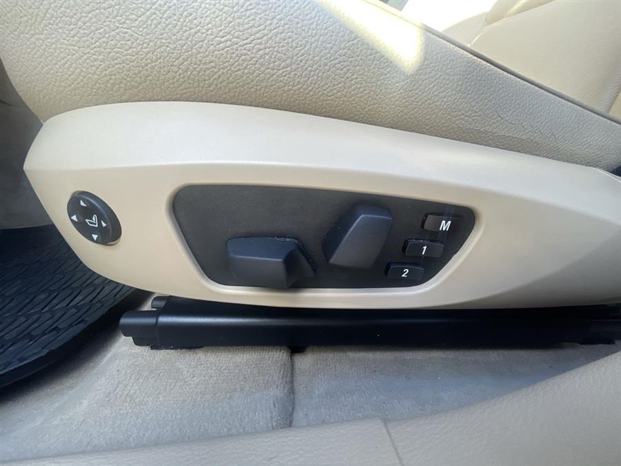 Used BMW X1 AWD 4dr xDrive28i 2015 | Wiz Leasing Inc. Stratford, Connecticut Used BMW X1 AWD 4dr xDrive28i 2015 | Wiz Leasing Inc. Stratford, Connecticut