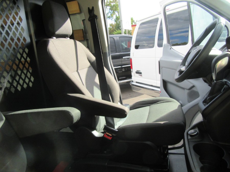Used Ford Transit Van T-250 130" Low Rf 9000 GVWR Sliding RH Dr 2018 | Royalty Auto Sales. Little Ferry, New Jersey Used Ford Transit Van T-250 130" Low Rf 9000 GVWR Sliding RH Dr 2018 | Royalty Auto Sales. Little Ferry, New Jersey