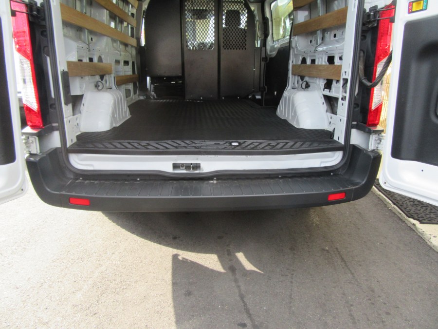 Used Ford Transit Van T-250 130" Low Rf 9000 GVWR Sliding RH Dr 2018 | Royalty Auto Sales. Little Ferry, New Jersey Used Ford Transit Van T-250 130" Low Rf 9000 GVWR Sliding RH Dr 2018 | Royalty Auto Sales. Little Ferry, New Jersey