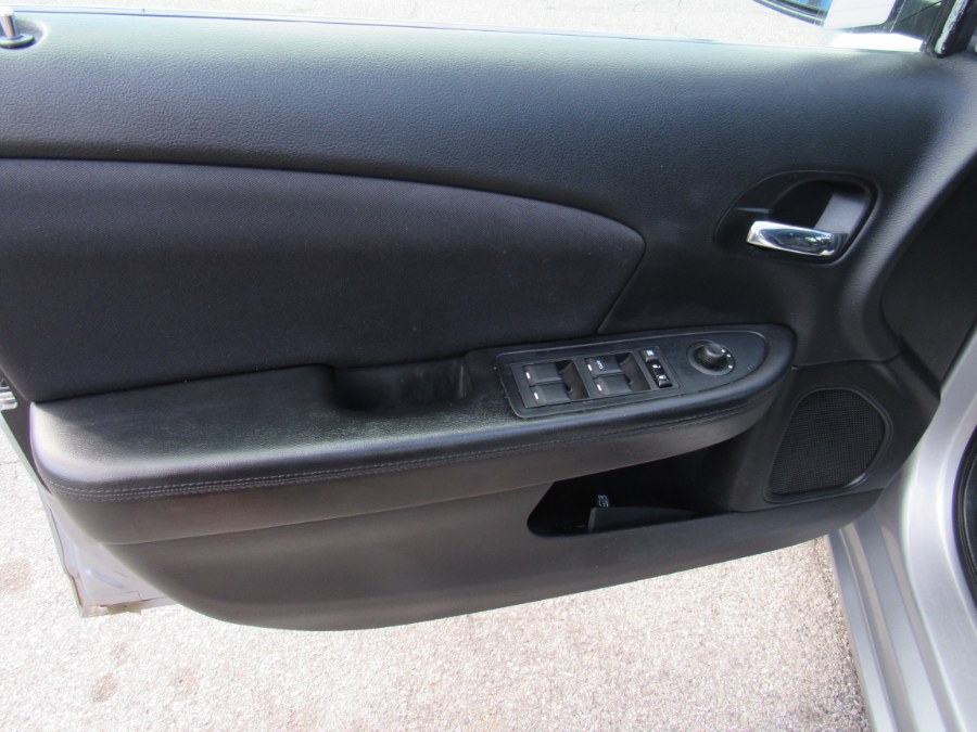 2013 Chrysler 200 Touring, available for sale in Worcester, Massachusetts | Hilario's Auto Sales Inc.. Worcester, Massachusetts 2013 Chrysler 200 Touring, available for sale in Worcester, Massachusetts | Hilario's Auto Sales Inc.. Worcester, Massachusetts