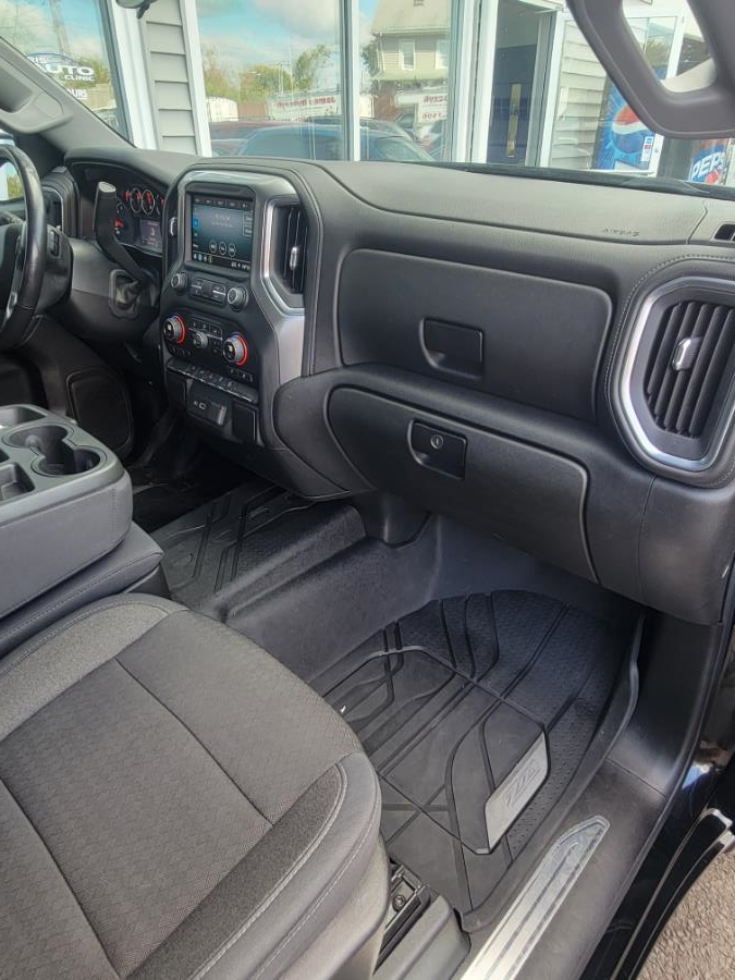 Used Chevrolet Silverado 1500 4WD Double Cab 147" LT 2019 | Chris's Auto Clinic. Plainville, Connecticut Used Chevrolet Silverado 1500 4WD Double Cab 147" LT 2019 | Chris's Auto Clinic. Plainville, Connecticut