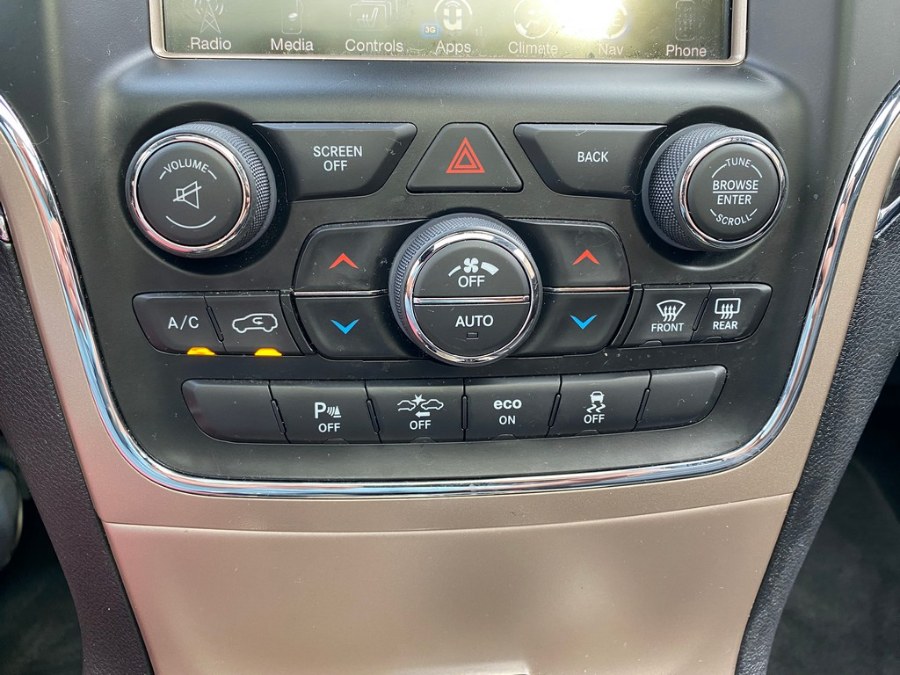 Used Jeep Grand Cherokee 4WD 4dr Overland 2015 | Union Street Auto Sales. West Springfield, Massachusetts Used Jeep Grand Cherokee 4WD 4dr Overland 2015 | Union Street Auto Sales. West Springfield, Massachusetts