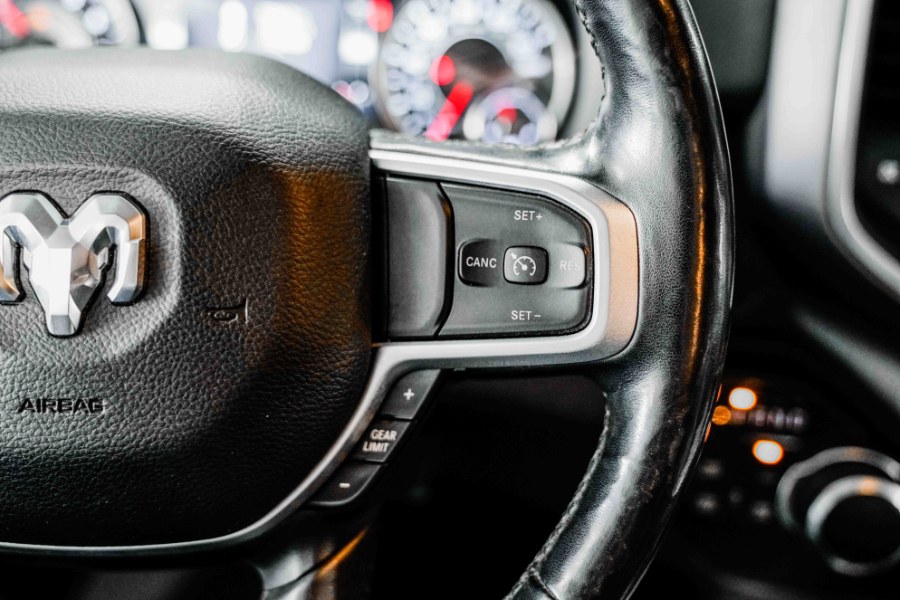 Used Ram 1500 Big Horn/Lone Star 4x4 Crew Cab 5''7" Box 2019 | 26 Motors Corp. Bronx, New York Used Ram 1500 Big Horn/Lone Star 4x4 Crew Cab 5''7" Box 2019 | 26 Motors Corp. Bronx, New York