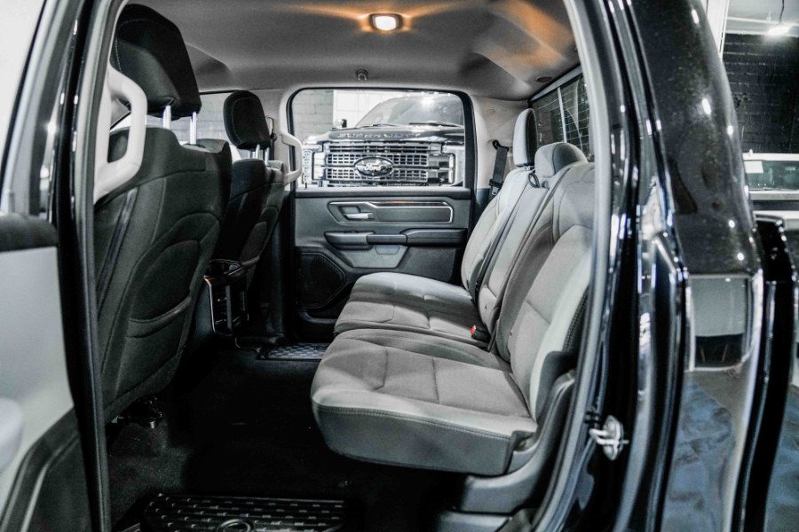 Used Ram 1500 Big Horn/Lone Star 4x4 Crew Cab 5''7" Box 2019 | 26 Motors Corp. Bronx, New York Used Ram 1500 Big Horn/Lone Star 4x4 Crew Cab 5''7" Box 2019 | 26 Motors Corp. Bronx, New York