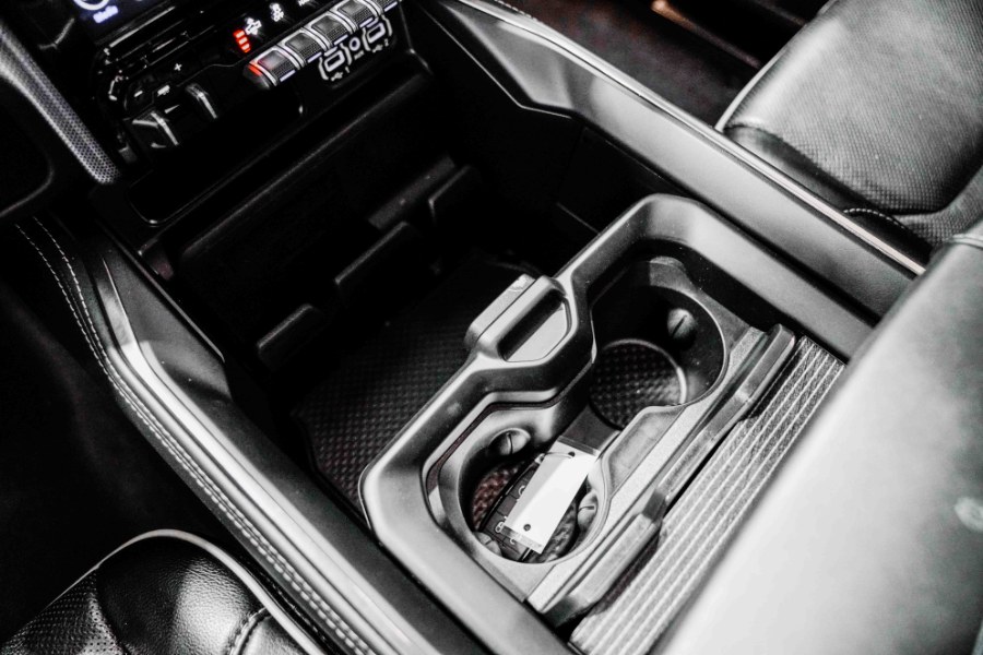 Used Ram 1500 Limited 4x4 Crew Cab 5''7" Box 2020 | 26 Motors Corp. Bronx, New York Used Ram 1500 Limited 4x4 Crew Cab 5''7" Box 2020 | 26 Motors Corp. Bronx, New York
