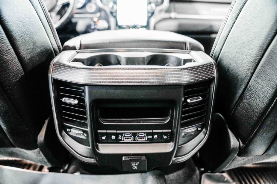 Used Ram 1500 Limited 4x4 Crew Cab 5''7" Box 2020 | 26 Motors Corp. Bronx, New York Used Ram 1500 Limited 4x4 Crew Cab 5''7" Box 2020 | 26 Motors Corp. Bronx, New York