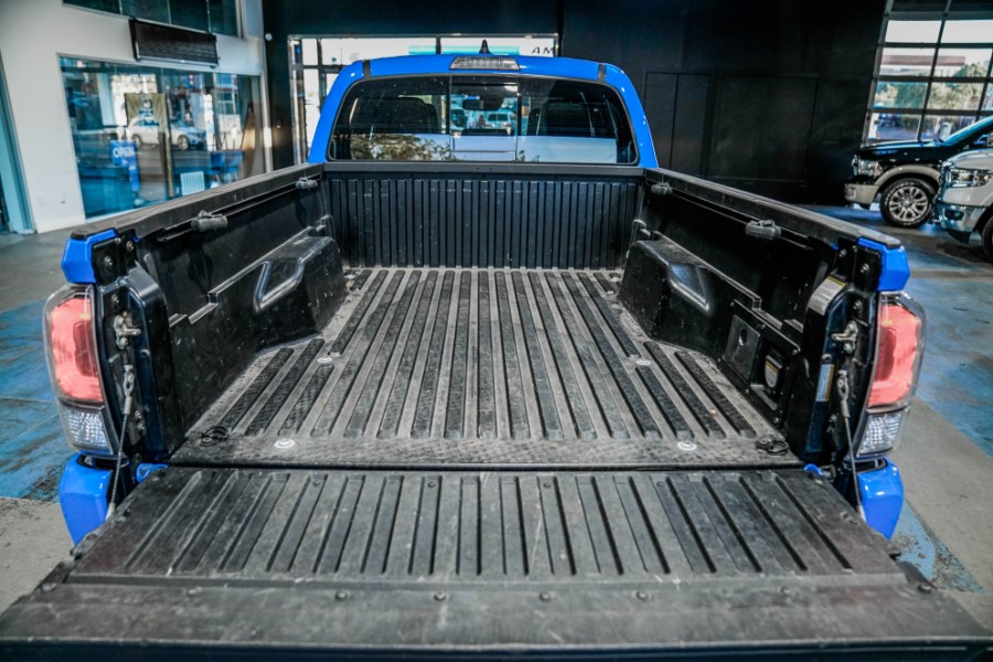 Used Toyota Tacoma 4WD TRD Off Road Double Cab 6'' Bed V6 AT (Natl) 2020 | 26 Motors Corp. Bronx, New York Used Toyota Tacoma 4WD TRD Off Road Double Cab 6'' Bed V6 AT (Natl) 2020 | 26 Motors Corp. Bronx, New York