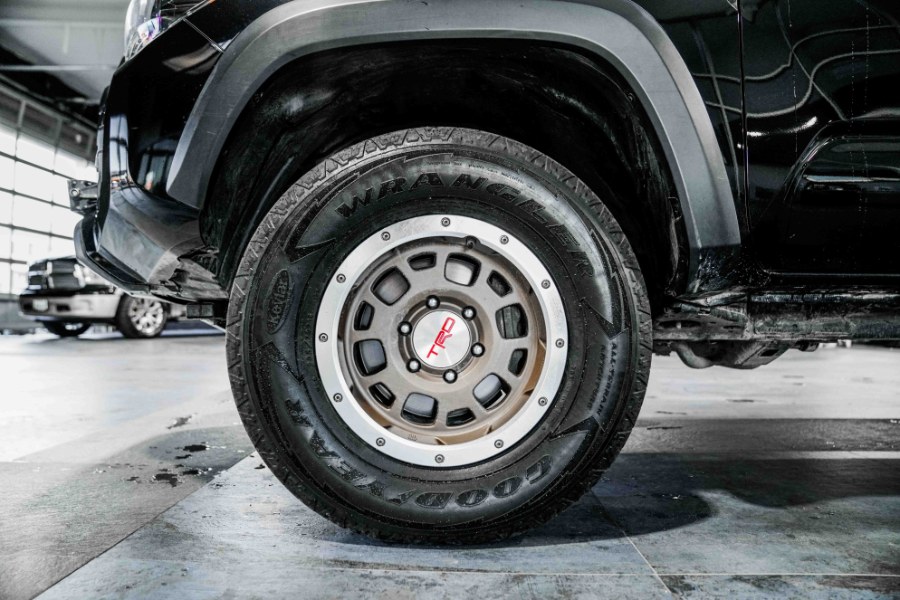 Used Toyota Tacoma 4WD TRD Sport Double Cab 5'' Bed V6 MT (Natl) 2019 | 26 Motors Corp. Bronx, New York Used Toyota Tacoma 4WD TRD Sport Double Cab 5'' Bed V6 MT (Natl) 2019 | 26 Motors Corp. Bronx, New York