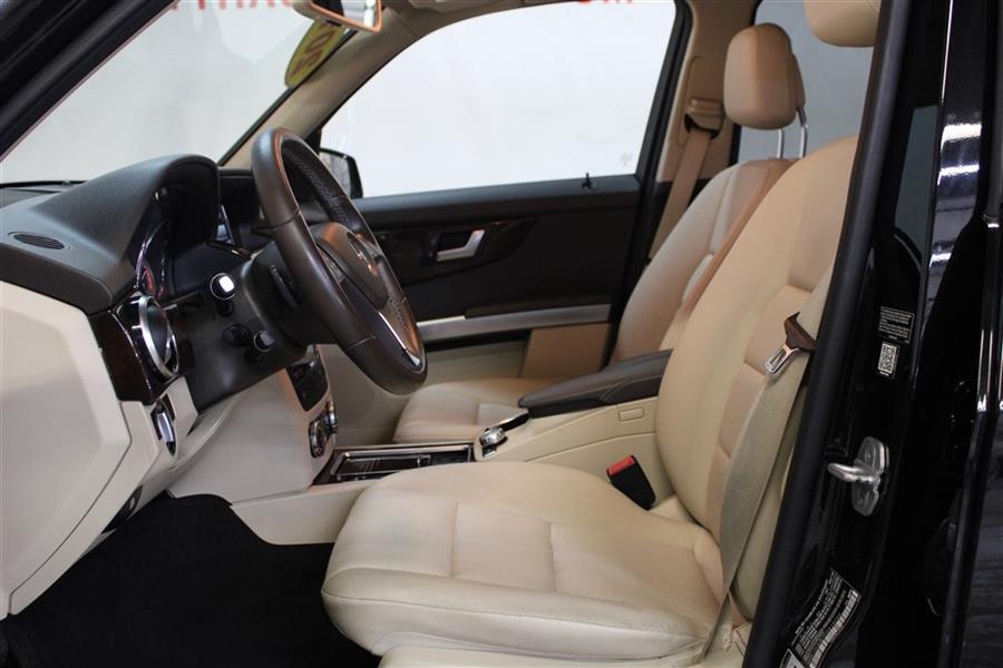 Used Mercedes-benz Glk 350 4MATIC 2015 | Fast Track Motors. Paterson, New Jersey Used Mercedes-benz Glk 350 4MATIC 2015 | Fast Track Motors. Paterson, New Jersey