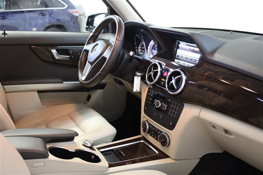 Used Mercedes-benz Glk 350 4MATIC 2015 | Fast Track Motors. Paterson, New Jersey Used Mercedes-benz Glk 350 4MATIC 2015 | Fast Track Motors. Paterson, New Jersey