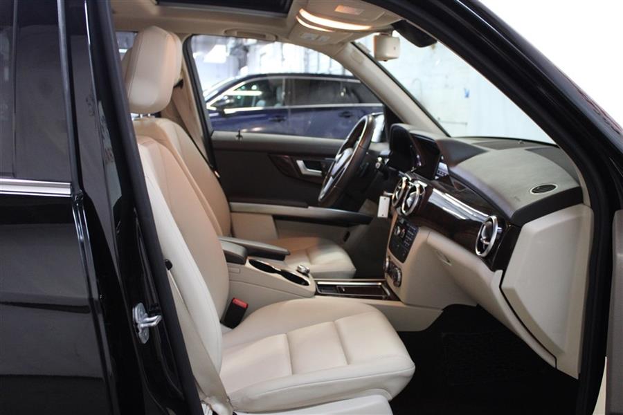 Used Mercedes-benz Glk 350 4MATIC 2015 | Fast Track Motors. Paterson, New Jersey Used Mercedes-benz Glk 350 4MATIC 2015 | Fast Track Motors. Paterson, New Jersey