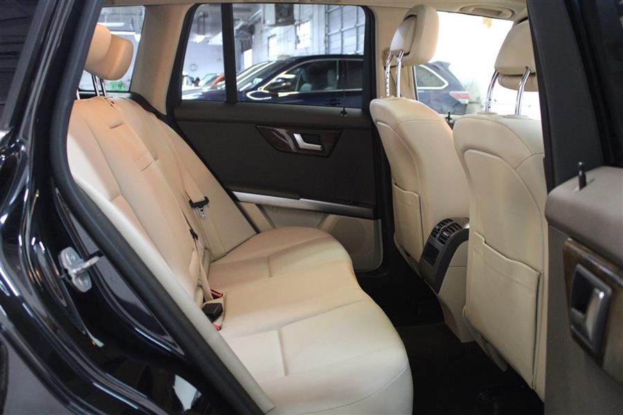 Used Mercedes-benz Glk 350 4MATIC 2015 | Fast Track Motors. Paterson, New Jersey Used Mercedes-benz Glk 350 4MATIC 2015 | Fast Track Motors. Paterson, New Jersey