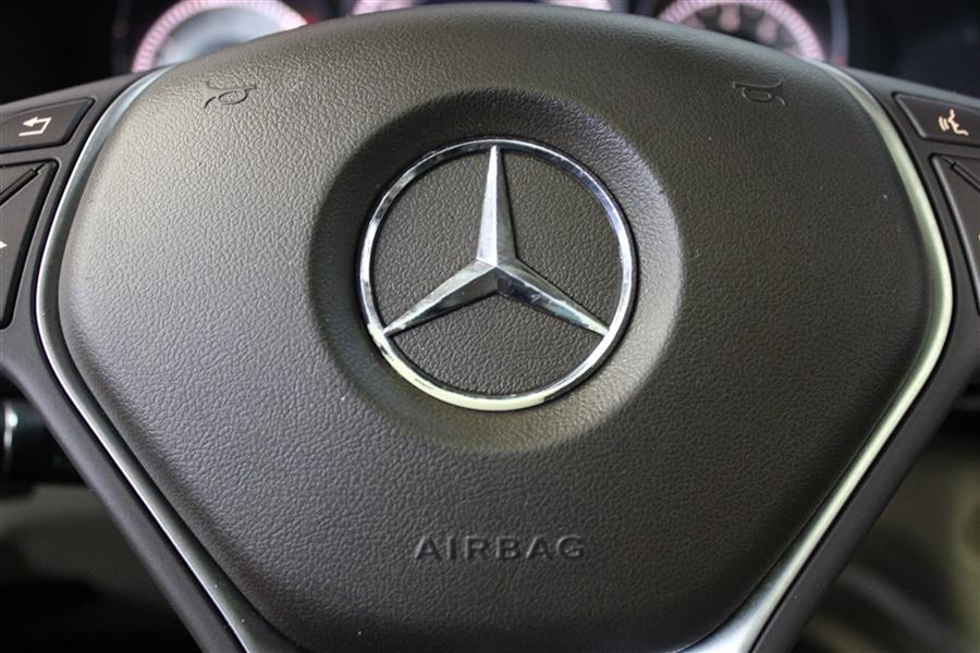 Used Mercedes-benz Glk 350 4MATIC 2015 | Fast Track Motors. Paterson, New Jersey Used Mercedes-benz Glk 350 4MATIC 2015 | Fast Track Motors. Paterson, New Jersey