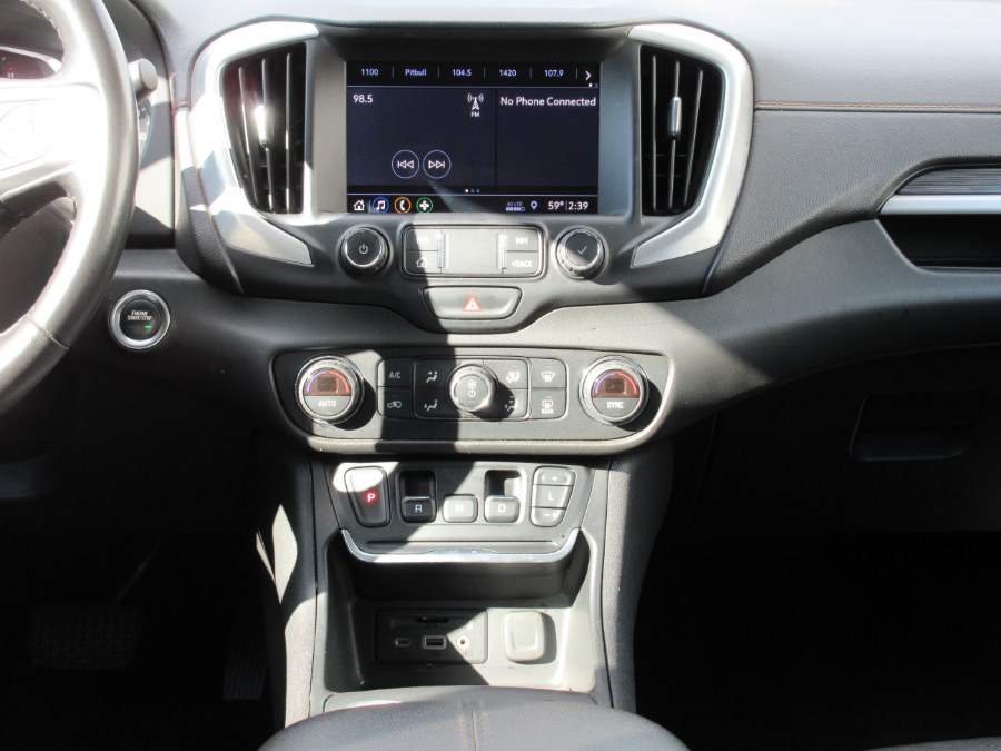 Used GMC Terrain FWD 4dr SLT 2020 | Route 27 Auto Mall. Linden, New Jersey Used GMC Terrain FWD 4dr SLT 2020 | Route 27 Auto Mall. Linden, New Jersey