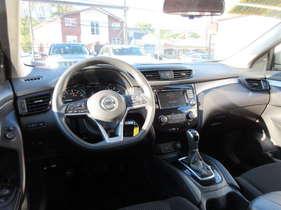 2020 Nissan Rogue Sport FWD S, available for sale in Linden, New Jersey | Route 27 Auto Mall. Linden, New Jersey 2020 Nissan Rogue Sport FWD S, available for sale in Linden, New Jersey | Route 27 Auto Mall. Linden, New Jersey