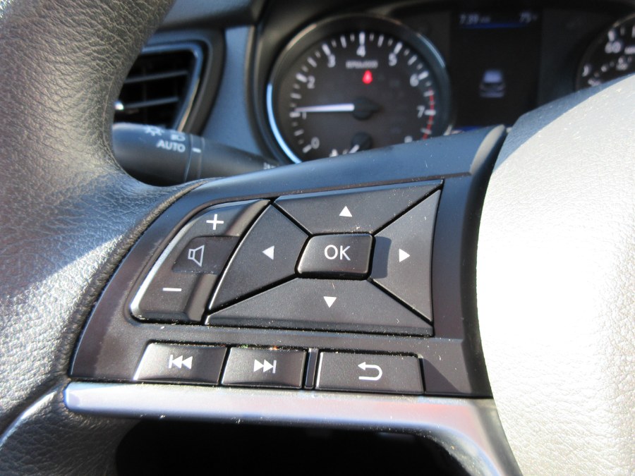 2020 Nissan Rogue Sport FWD S, available for sale in Linden, New Jersey | Route 27 Auto Mall. Linden, New Jersey 2020 Nissan Rogue Sport FWD S, available for sale in Linden, New Jersey | Route 27 Auto Mall. Linden, New Jersey